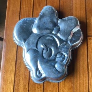 Vintage Wilton Disney cake pan
